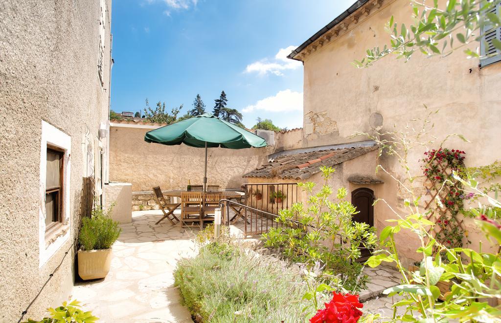 Le Jardin Du Village - Valbonne Oda fotoğraf