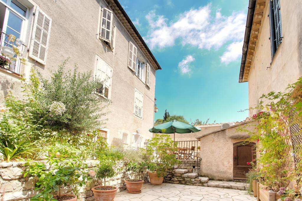 Le Jardin Du Village - Valbonne Oda fotoğraf